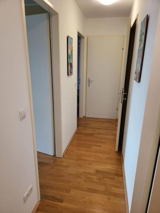 Enjoy Vienna Apartment Bagian luar foto